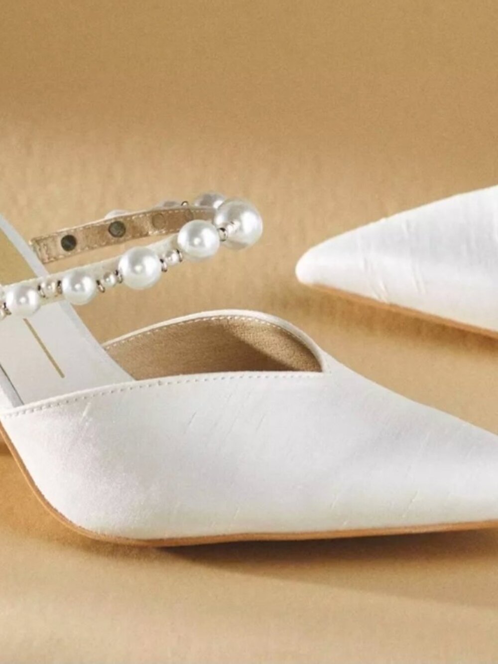 Dolce Vita Kanika Pearl Heels Vanilla Silk Womens Size 7.5 Bride Bridal Party - Picture 2 of 12